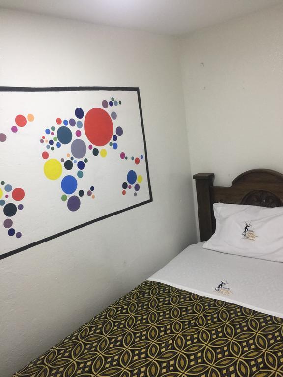 Hostal Chorro De Quevedo ボゴタ エクステリア 写真